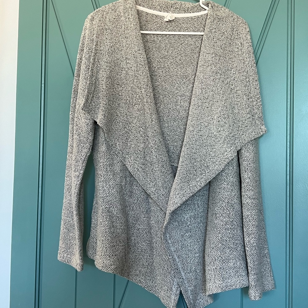 Blazer style cardigan with pockets